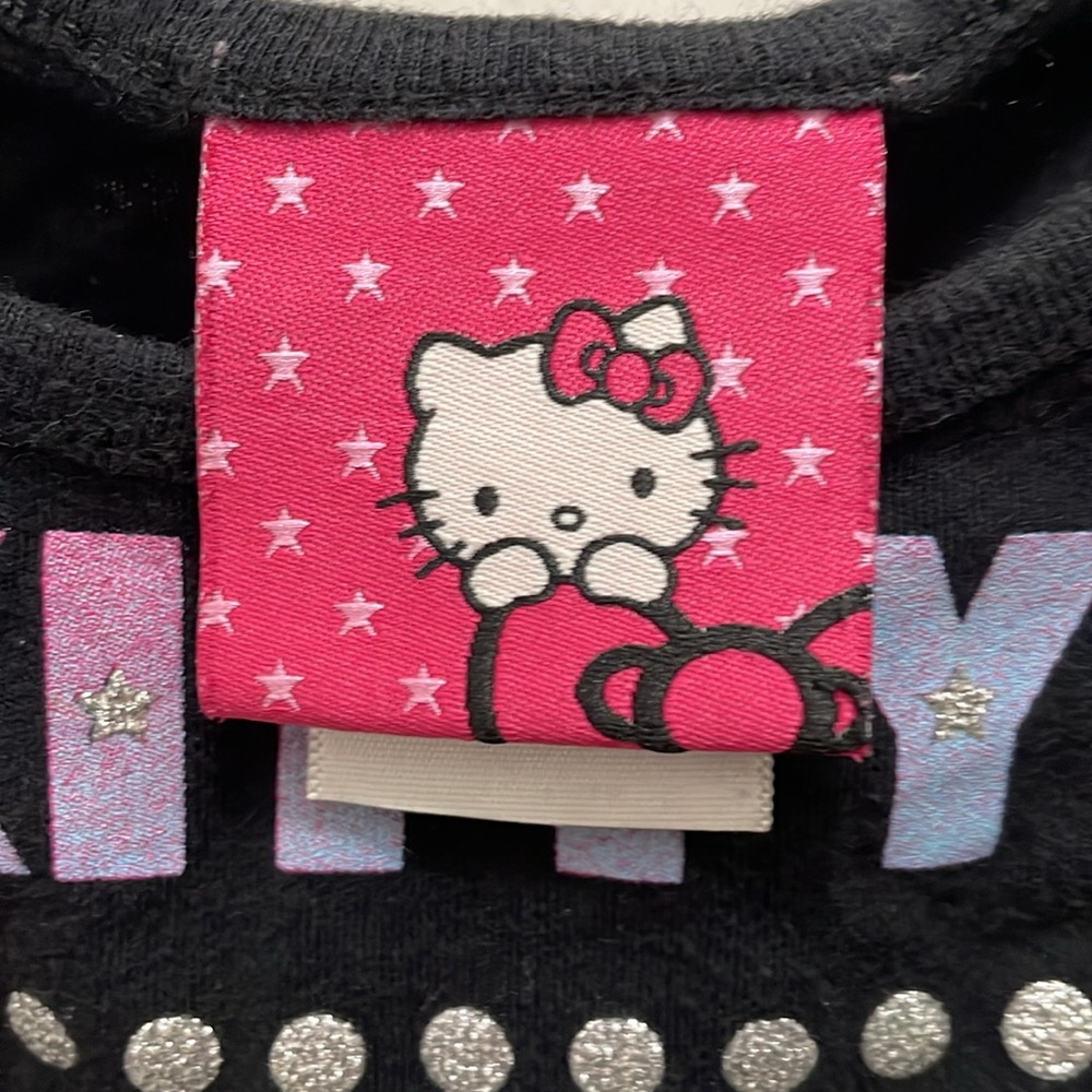 Hello Kitty - Picture 4 of 4